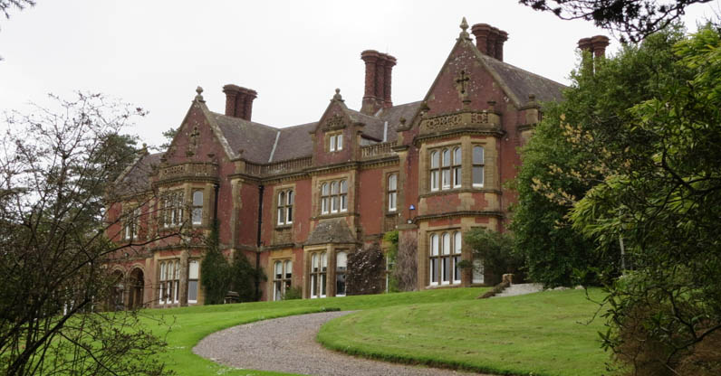 Sidbury Manor